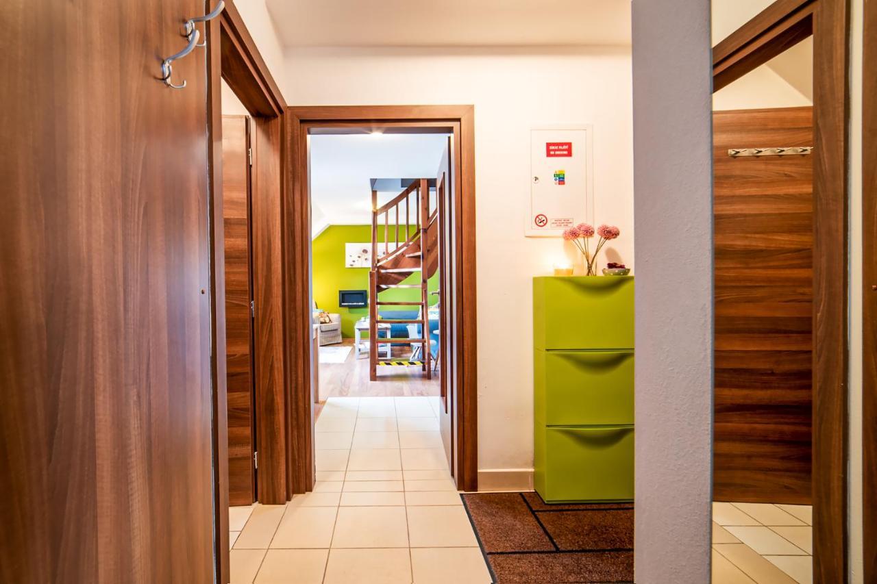 Apartman Tulanie 62 Kamzik Donovaly 2 Izbovy Mezonet Deluxe Parkovanie V Podzemnej Garazi Zdarma Exterior photo
